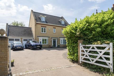 5 bedroom detached house for sale, Barkway Drive, Farnborough, Orpington, Kent, BR6