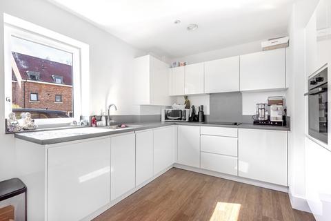 2 bedroom apartment for sale, Ash Tree Close, Farnborough, Orpington, Kent, BR6