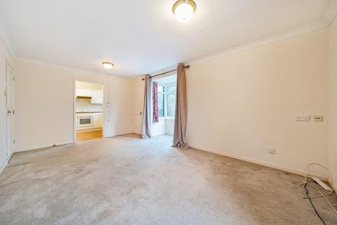 1 bedroom retirement property for sale, Farnborough Common, Orpington, Kent, BR6