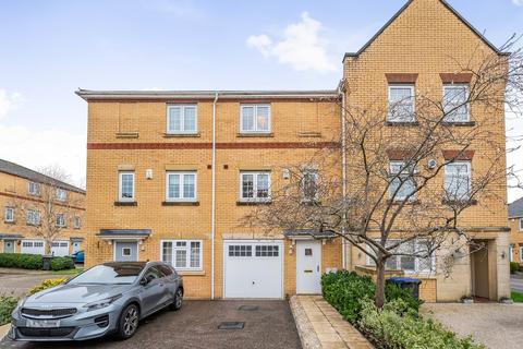 3 bedroom terraced house for sale, Barkway Drive, Farnborough, Orpington, Kent, BR6