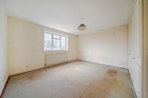 undefined, Camrose Close, Shirley, Croydon, Surrey, CR0