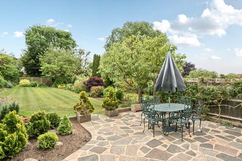 3 bedroom semi-detached house for sale, Highfield Drive, West Wickham, Kent, BR4