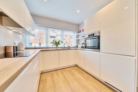 undefined, Ash Tree Close, Orpington, Kent, BR6