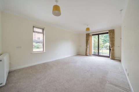1 bedroom retirement property for sale, Farnborough Common, Orpington, Kent, BR6