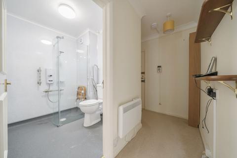 1 bedroom retirement property for sale, Farnborough Common, Orpington, Kent, BR6