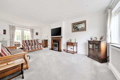 4 bedroom detached house for sale, Oakley Road, Bromley Common, Kent, BR2