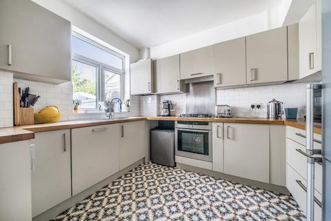4 bedroom terraced house for sale, Langley Way, West Wickham, Kent, BR4