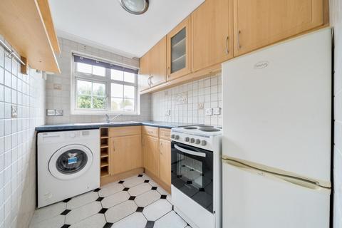 undefined, Gladstone Road, Farnborough, Orpington, Kent, BR6