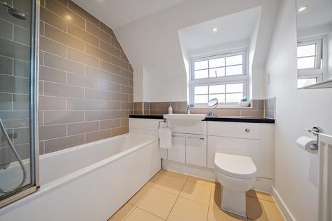 2 bedroom apartment for sale, Glebe House Drive, Bromley, Kent, BR2