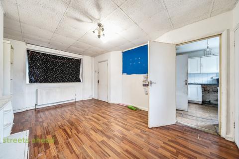 3 bedroom semi-detached house for sale, Mitcham Road, Croydon, CR0
