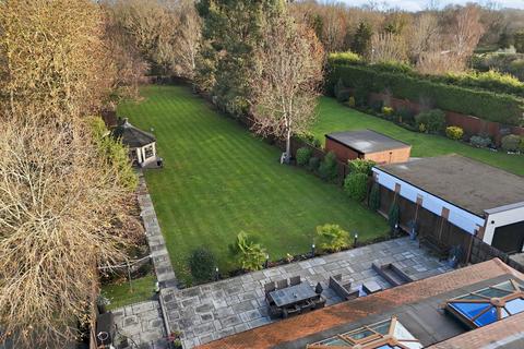 5 bedroom detached house for sale, Middle Street, Waltham Abbey, EN9