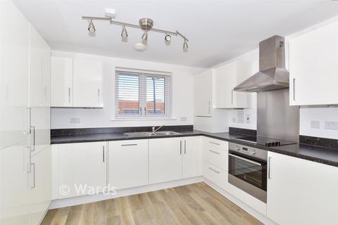2 bedroom apartment for sale, Wills Crescent, West Malling, Kent