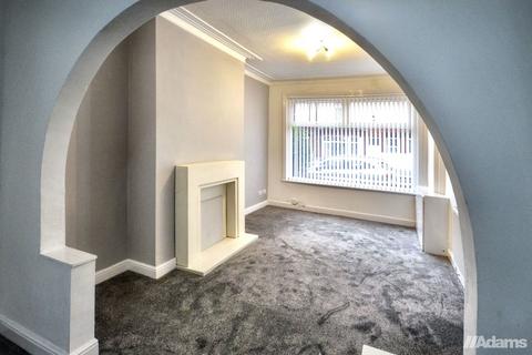 3 bedroom townhouse to rent, Park Road, Widnes, WA8 6HG