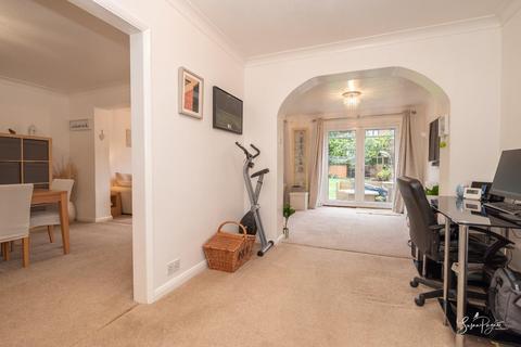 3 bedroom terraced house for sale, Gunville West, Newport
