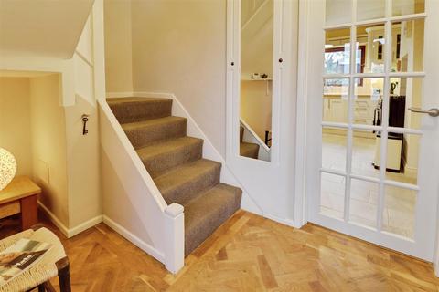 4 bedroom semi-detached house for sale, Quarry Bank, Keele, Newcastle