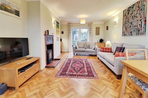 4 bedroom semi-detached house for sale, Quarry Bank, Keele, Newcastle