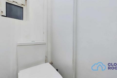 1 bedroom flat to rent, Limehouse Causeway