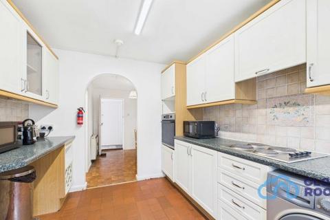 1 bedroom in a house share to rent, Cedar Road