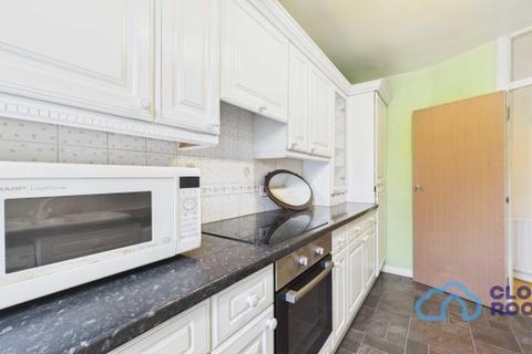 1 bedroom flat to rent, Empire Way