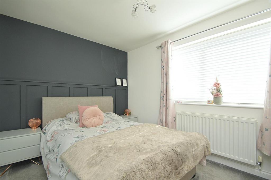 Resized Bed1a.jpg