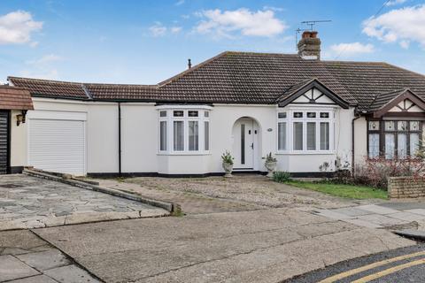3 bedroom bungalow for sale, Priests Avenue, Romford, RM1