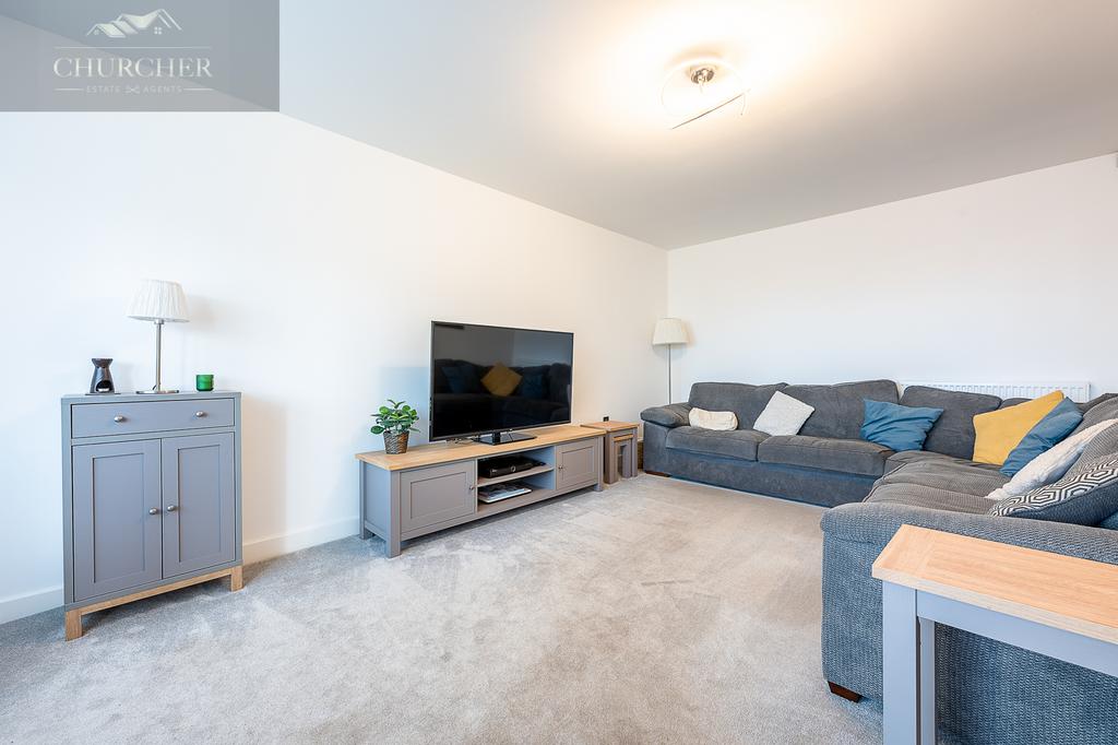 12riverside Road-01