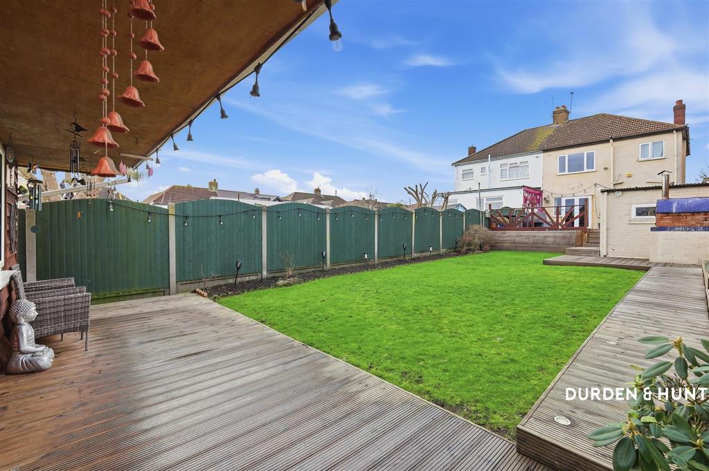 Lingfield Avenue