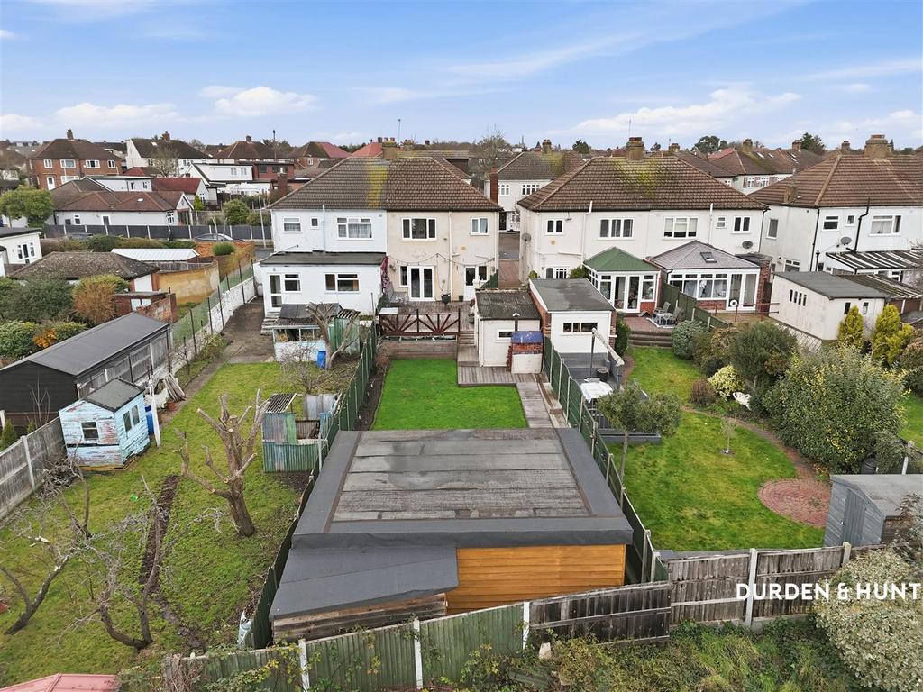 Lingfield Avenue