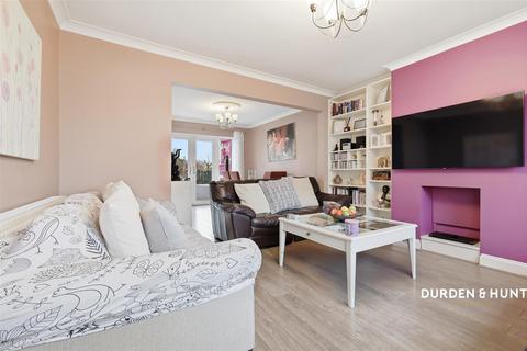 3 bedroom semi-detached house for sale, Lingfield Avenue, Upminster, RM14