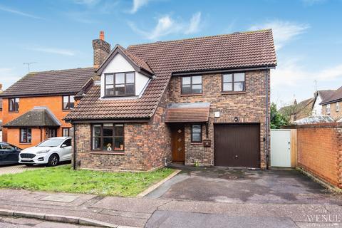Northfields, Grays