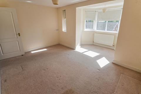 2 bedroom apartment to rent, Crow Wood Lane, Widnes