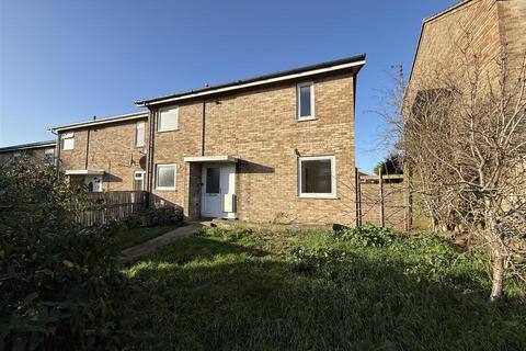 3 bedroom end of terrace house for sale, Saxon Close, Cricklade, Swindon