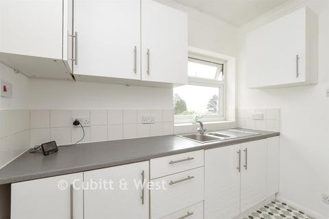 1 bedroom apartment for sale, Downswood, Reigate RH2