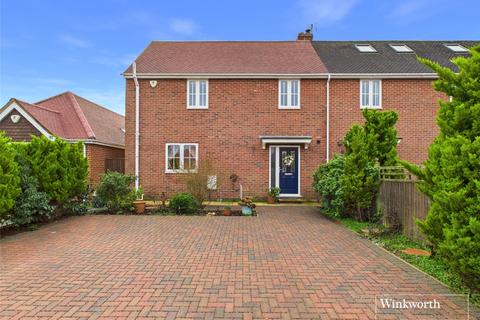 3 bedroom end of terrace house for sale, Roundfield, Upper Bucklebury, Reading, Berkshire, RG7