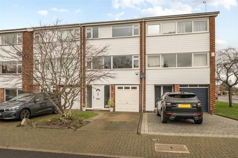 undefined, Tandridge Drive, Crofton