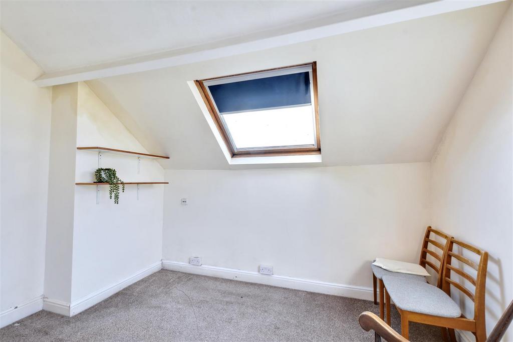 Bedroom 3 1.jpeg