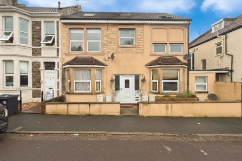2 bedroom flat for sale, Stirling Road, Brislington, Bristol, BS4 3PD