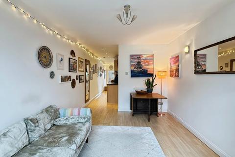 2 bedroom flat for sale, Stirling Road, Brislington, Bristol, BS4 3PD