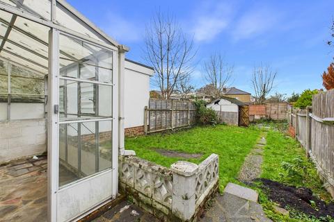undefined, Central Road, Morden SM4