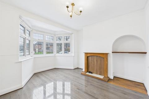 undefined, Central Road, Morden SM4