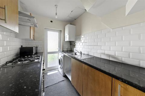 3 bedroom house for sale, Coronation Road, Hayes