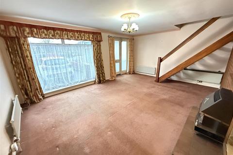 3 bedroom detached house for sale, Station Road, Derby DE65