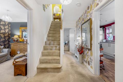 4 bedroom detached house for sale, Kensington Close, Donington