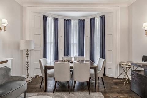3 bedroom flat to rent, Prince Of Wales Terrace, London, W8