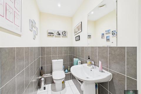 undefined, Argyll Court, Southgate RH11