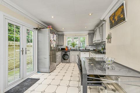 4 bedroom terraced house for sale, Forthbridge Road, London, SW11