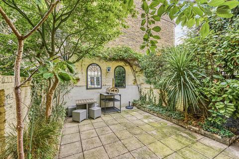 4 bedroom terraced house for sale, Forthbridge Road, London, SW11