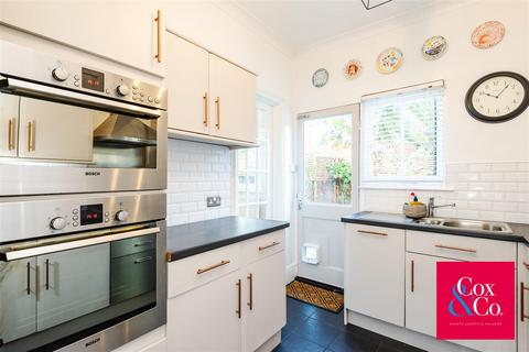 4 bedroom house for sale, St Leonards Avenue