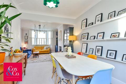 4 bedroom house for sale, St Leonards Avenue