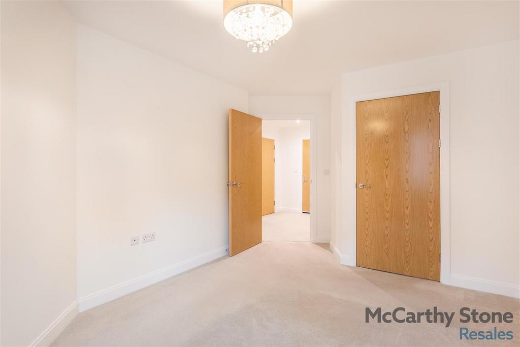 8674989-interior02.jpg